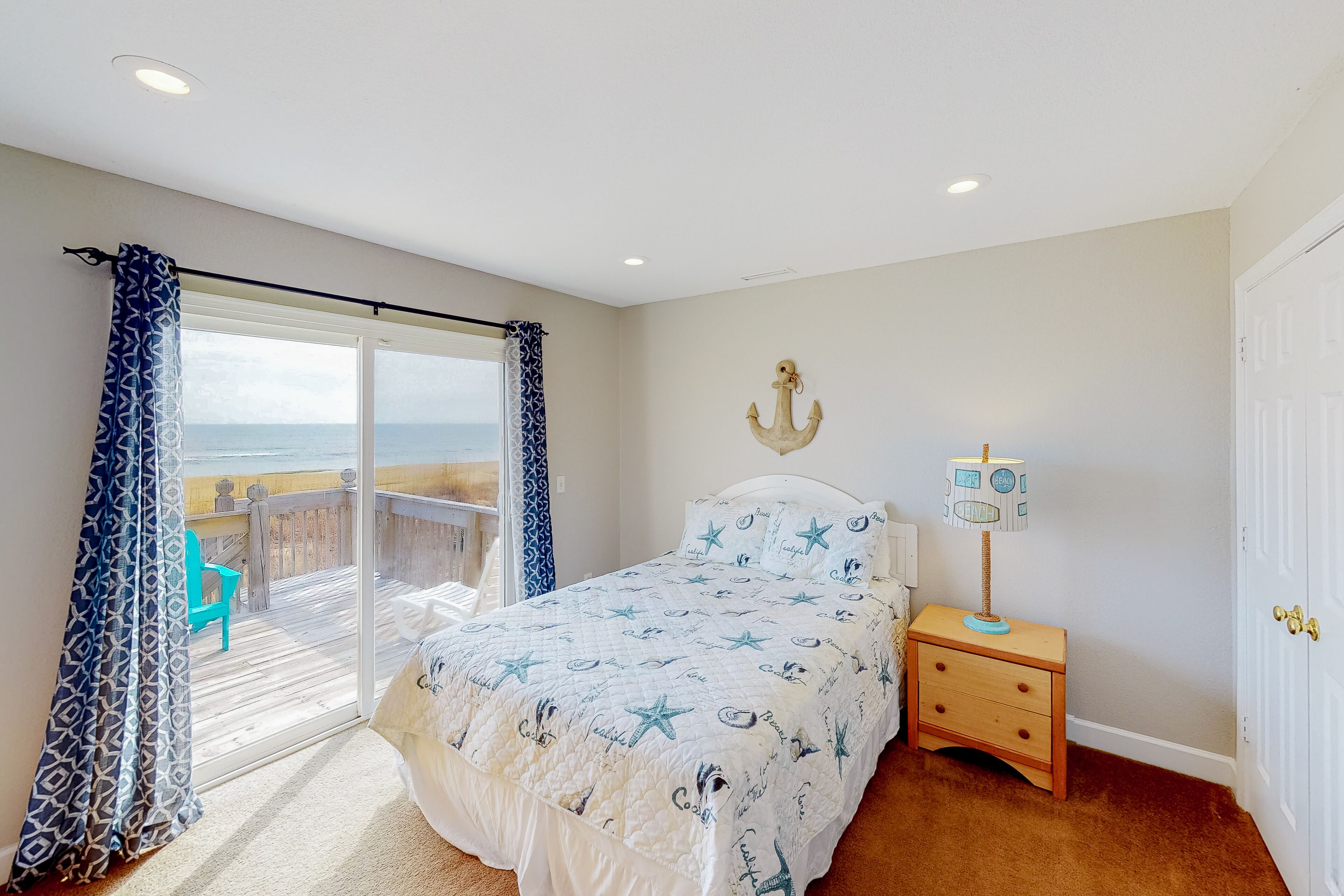 11 habitaciones, tabla de planchar con plancha, wifi y ropa de cama 