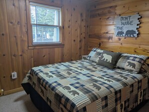 3 chambres, fer et planche à repasser, Wi-Fi gratuit, draps fournis