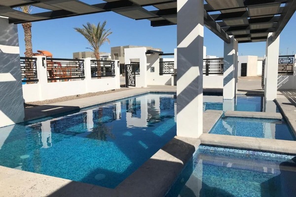 Piscina externa