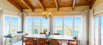 Oceanfront home w/ocean views, WiFi, central AC, balcony, deck, washer/dryer