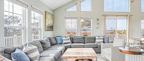 Televisión y futbolito