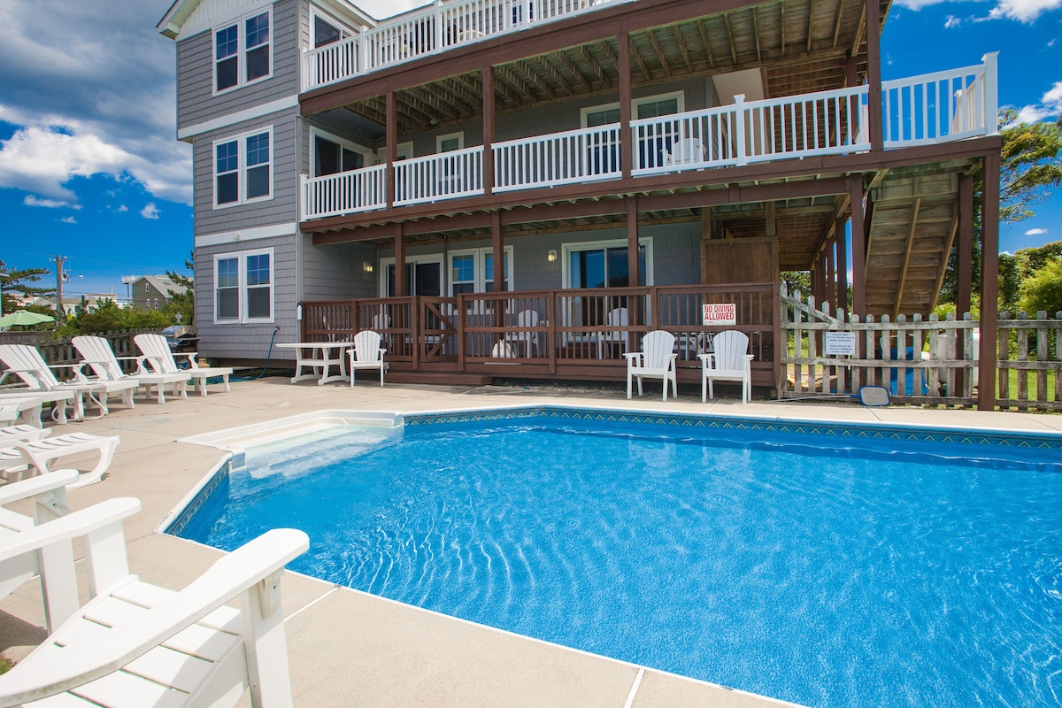 9BR and 6.5Bath home with private pool, hot tub & 4 min to beach