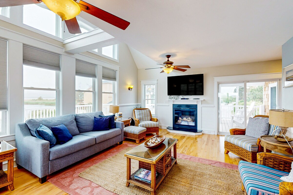 Incredible bayfront home with private dock, pool & 2 fireplaces