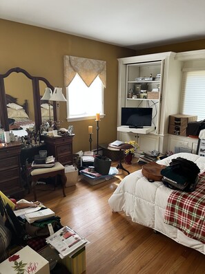 5 habitaciones y tabla de planchar con plancha 