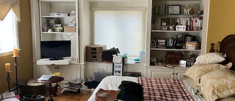 5 habitaciones y tabla de planchar con plancha