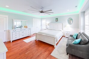 8 Schlafzimmer, Bügeleisen/Bügelbrett, Internetzugang, Bettwäsche
