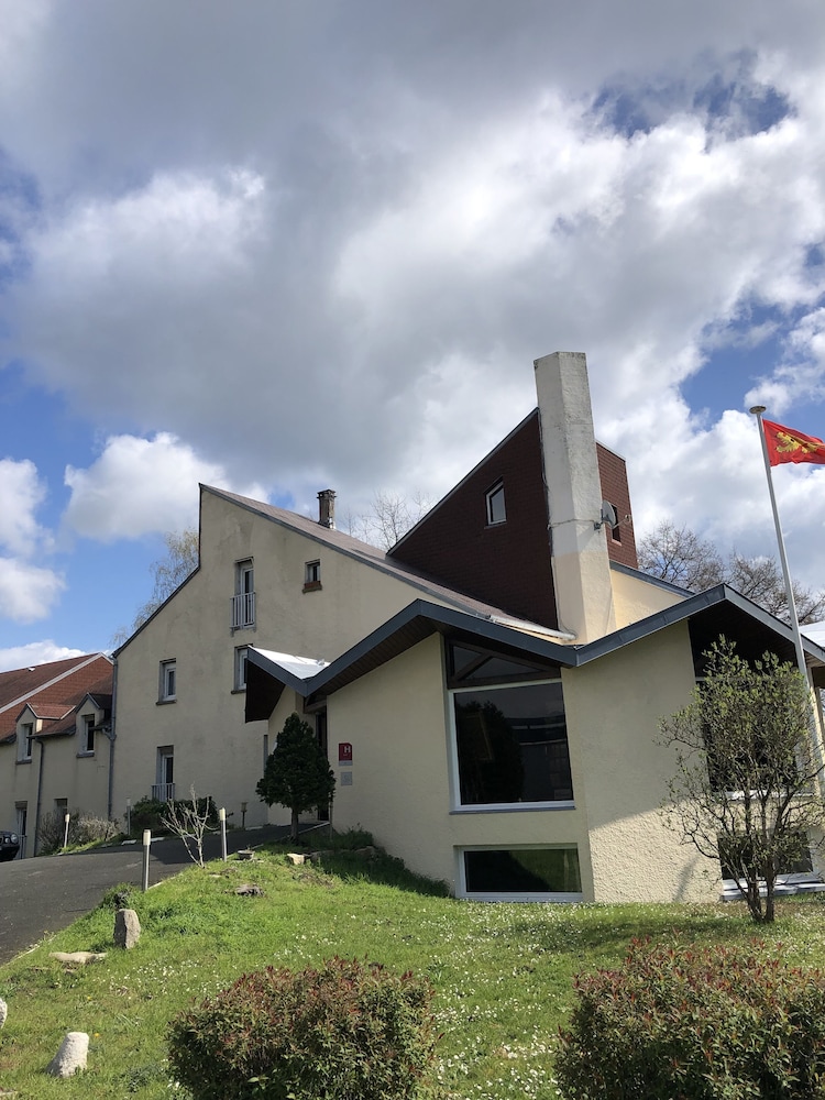 Fasthôtel Pont-Audemer – Le Drakkar – Un hôtel FH Confort