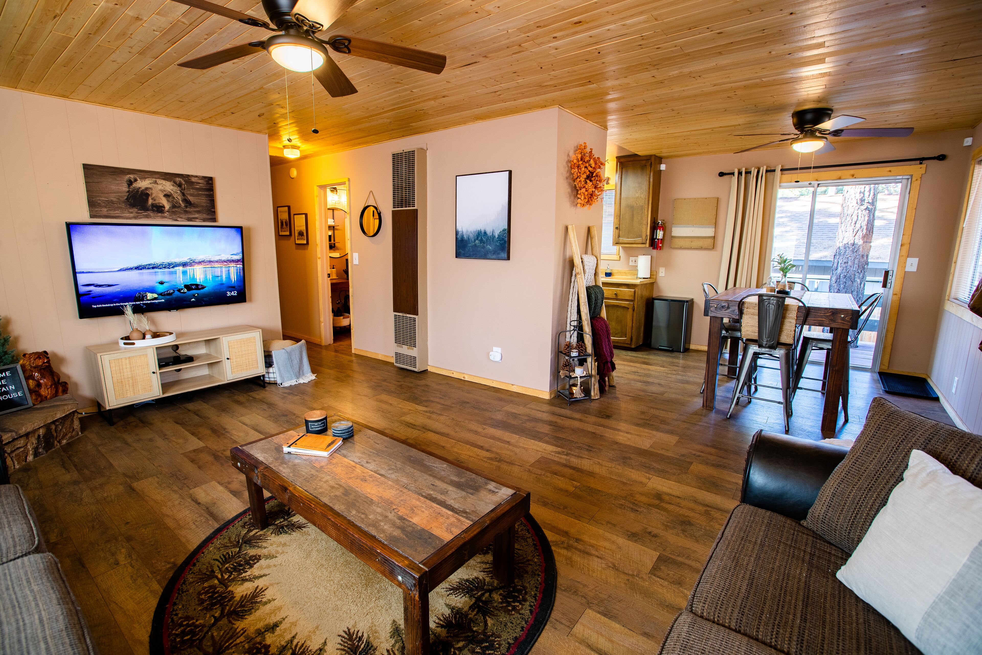 Cozy Mountain Cabin w/ Fireplace and BBQ