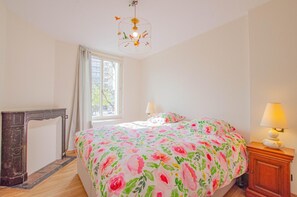 1 bedroom, travel crib, free WiFi - Apples and Strawberries - TROYES (TROYES)