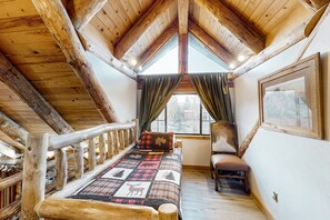 1 bedroom, iron/ironing board, free Internet, bed sheets