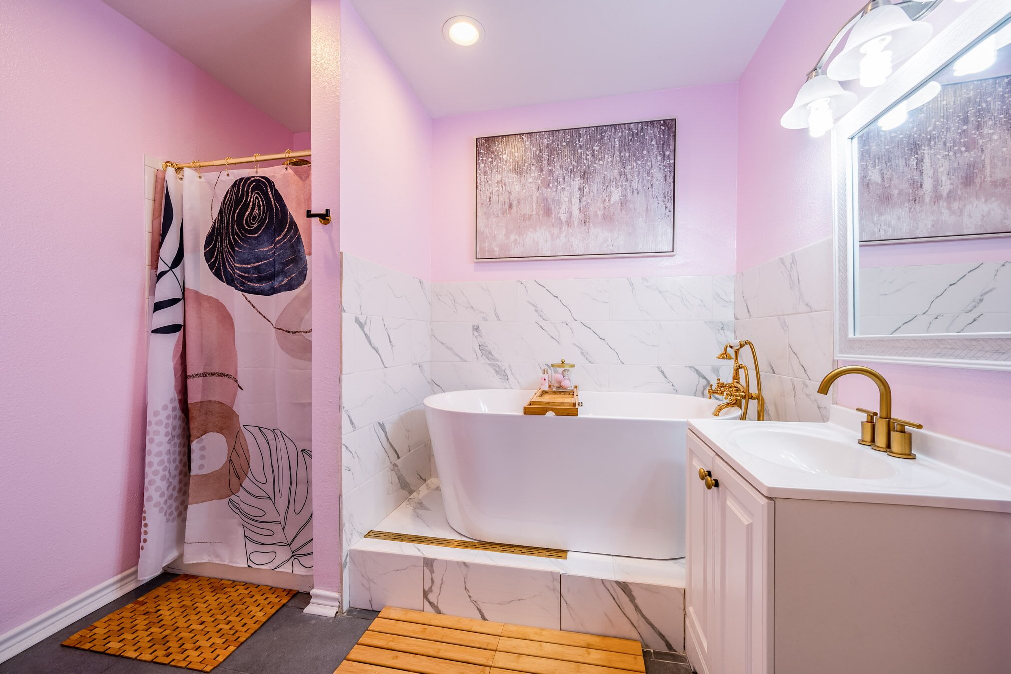 New Braunfels - River Bungalow Near Comal Tubing & Schlitterbahn + Lux Tub