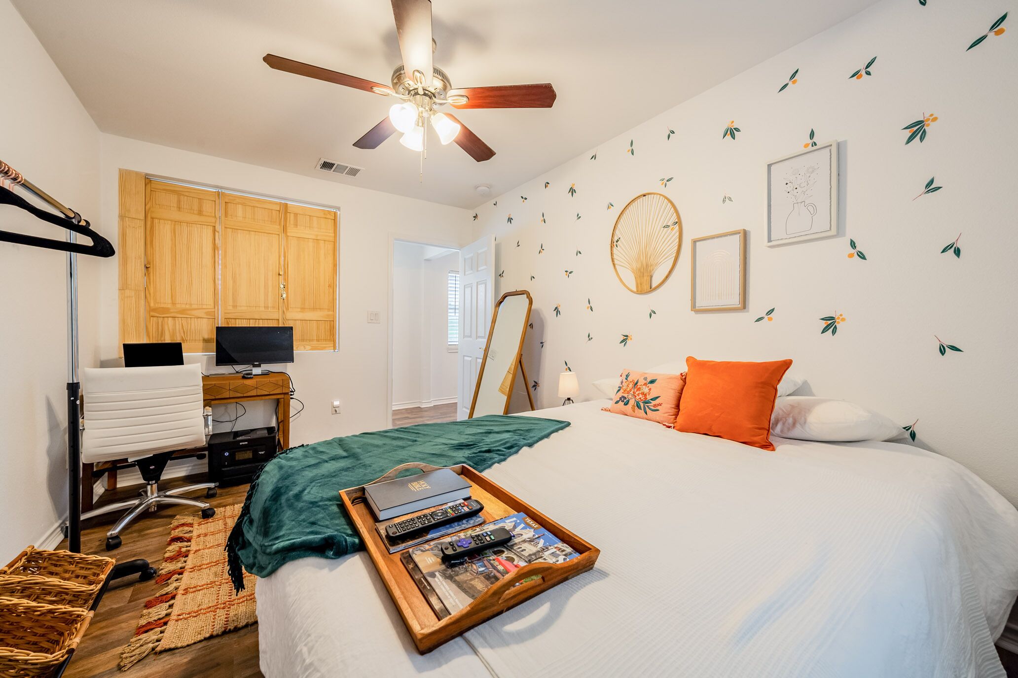 New Braunfels - River Bungalow Near Comal Tubing & Schlitterbahn + Lux Tub