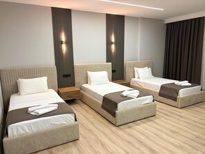 Standard-Dreibettzimmer