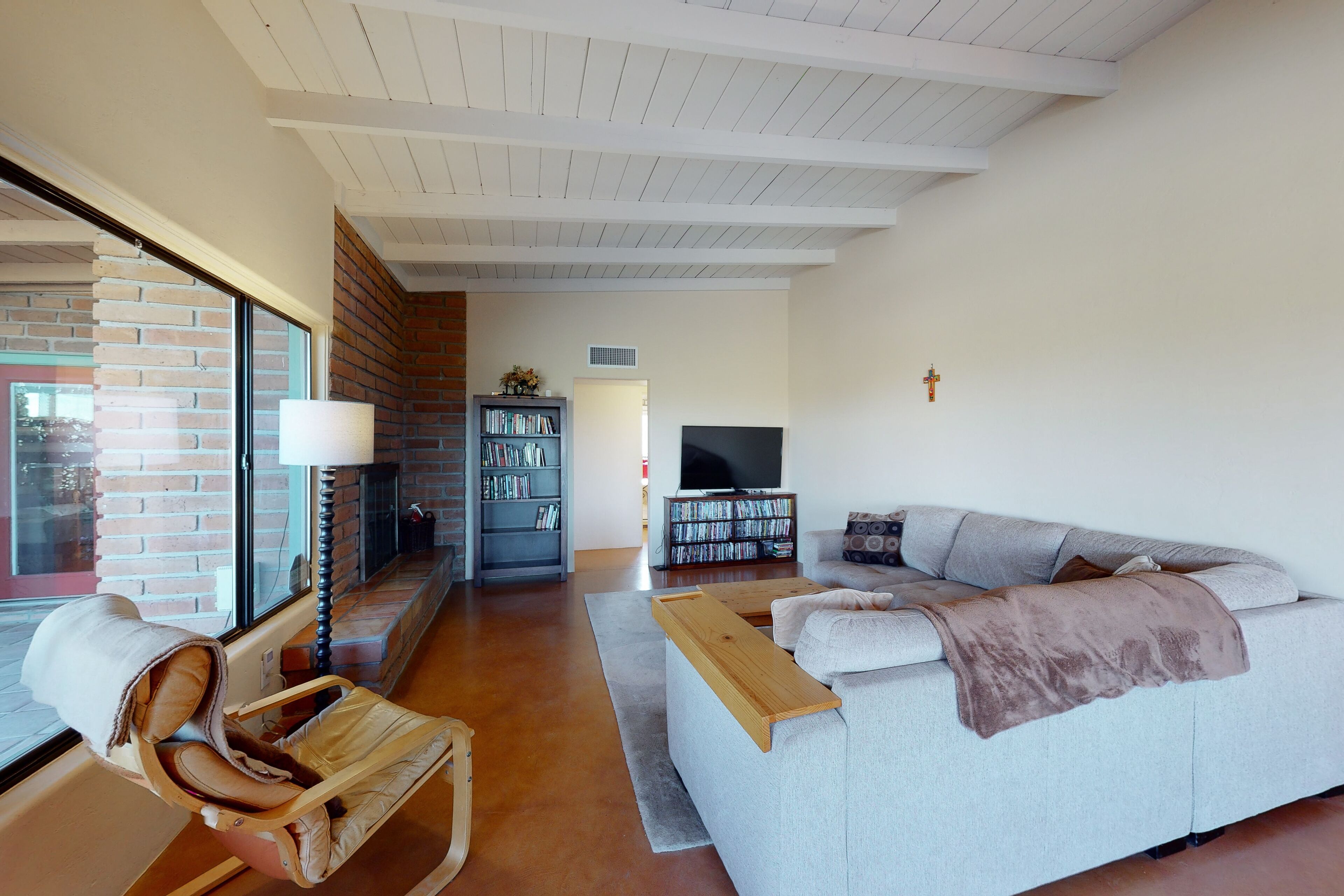 Secluded mountain-view haven with pool, hot tub, office, AC, & WiFi - near town