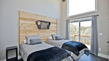 2 bedrooms, free WiFi, bed sheets