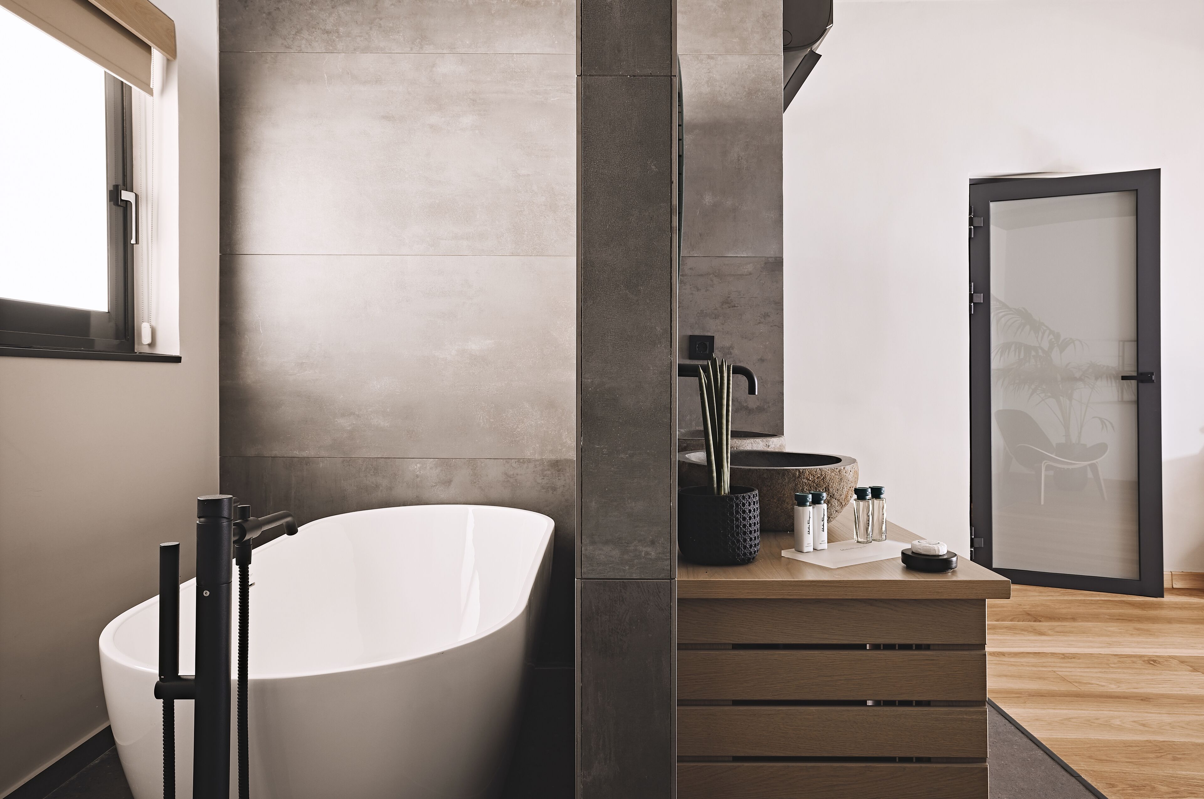 Superior Suite in Glyfada - Cama Luxury Suites