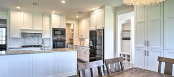 Spacious Texas Getaway w/ Fire Pit & Pond!