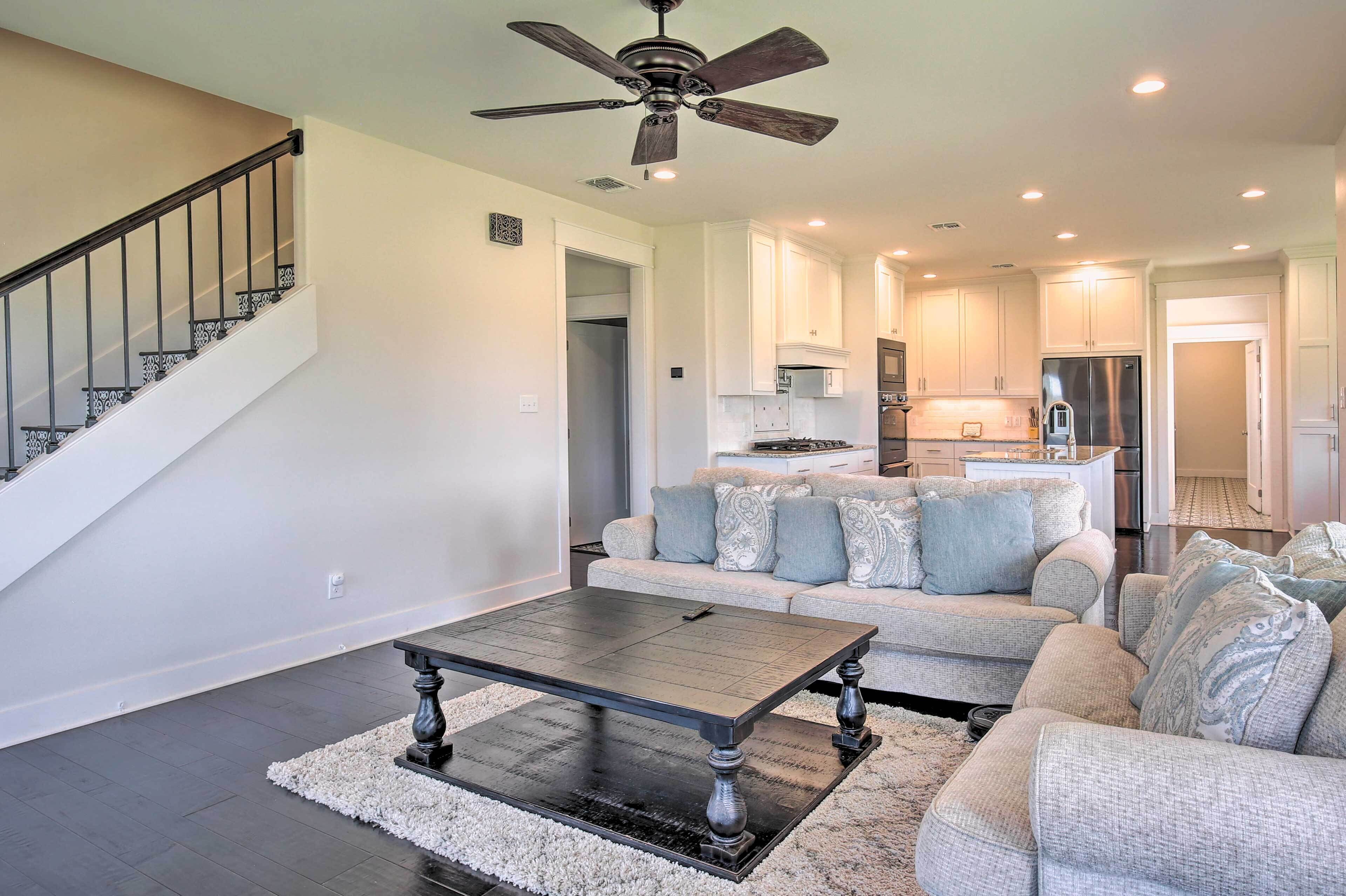 Spacious Texas Getaway w/ Fire Pit & Pond!