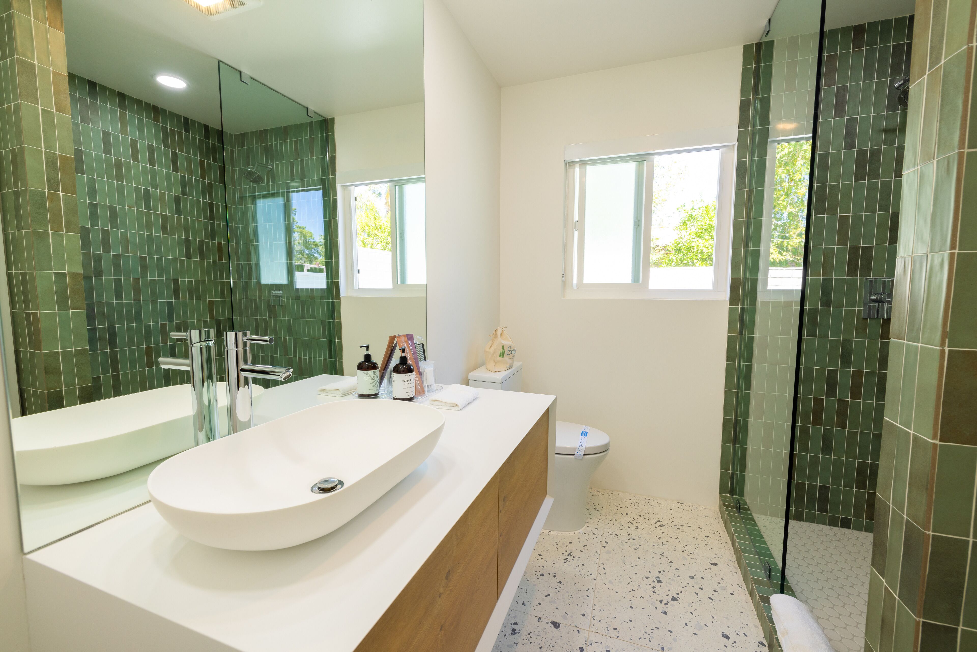 The Encanto House - Brand New Home with Pool