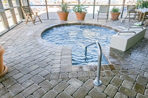 Baignoire à remous extérieure