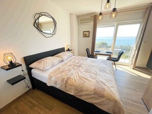 1 bedroom, iron/ironing board, internet