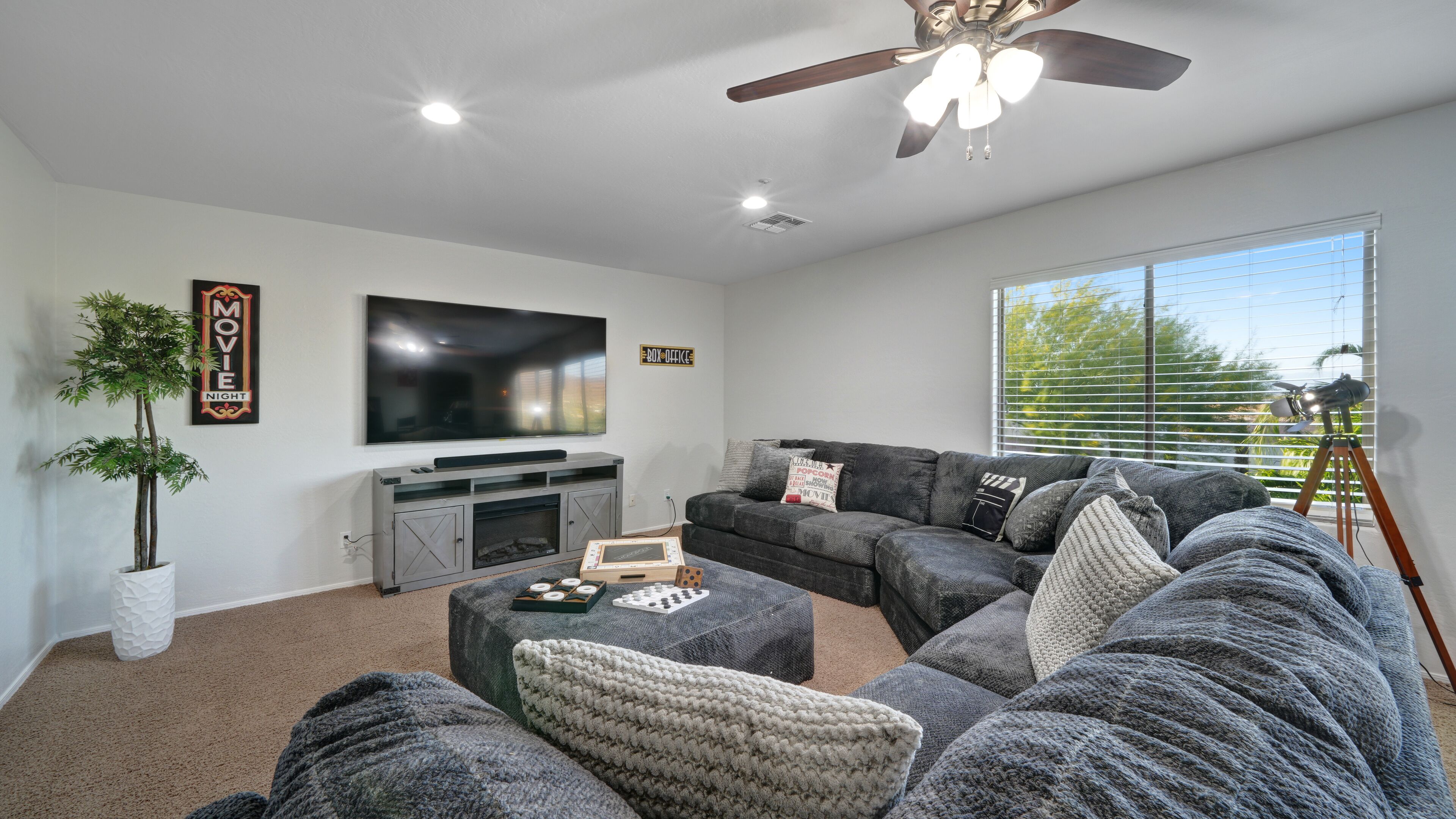 Peoria - Heated Pool - Hot Tub - Movie Room - 5-BR