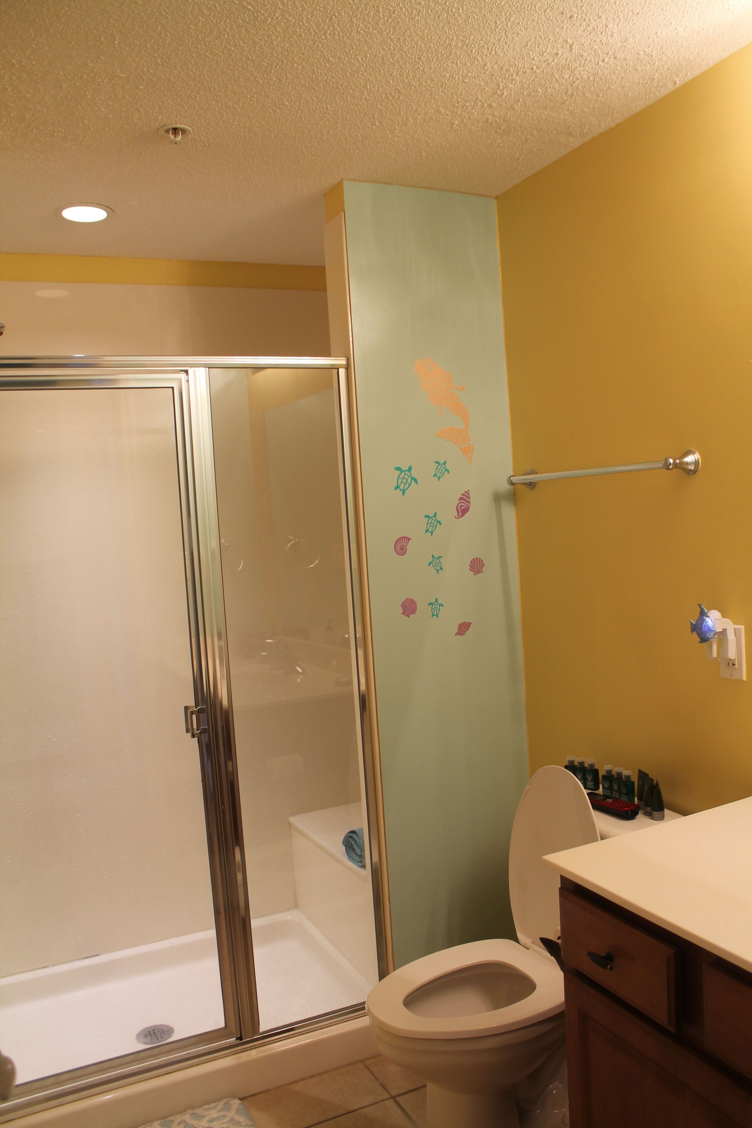 **PENTHOUSE UNIT**BEACH CHAIRS INCLUDED**GULF FRONT