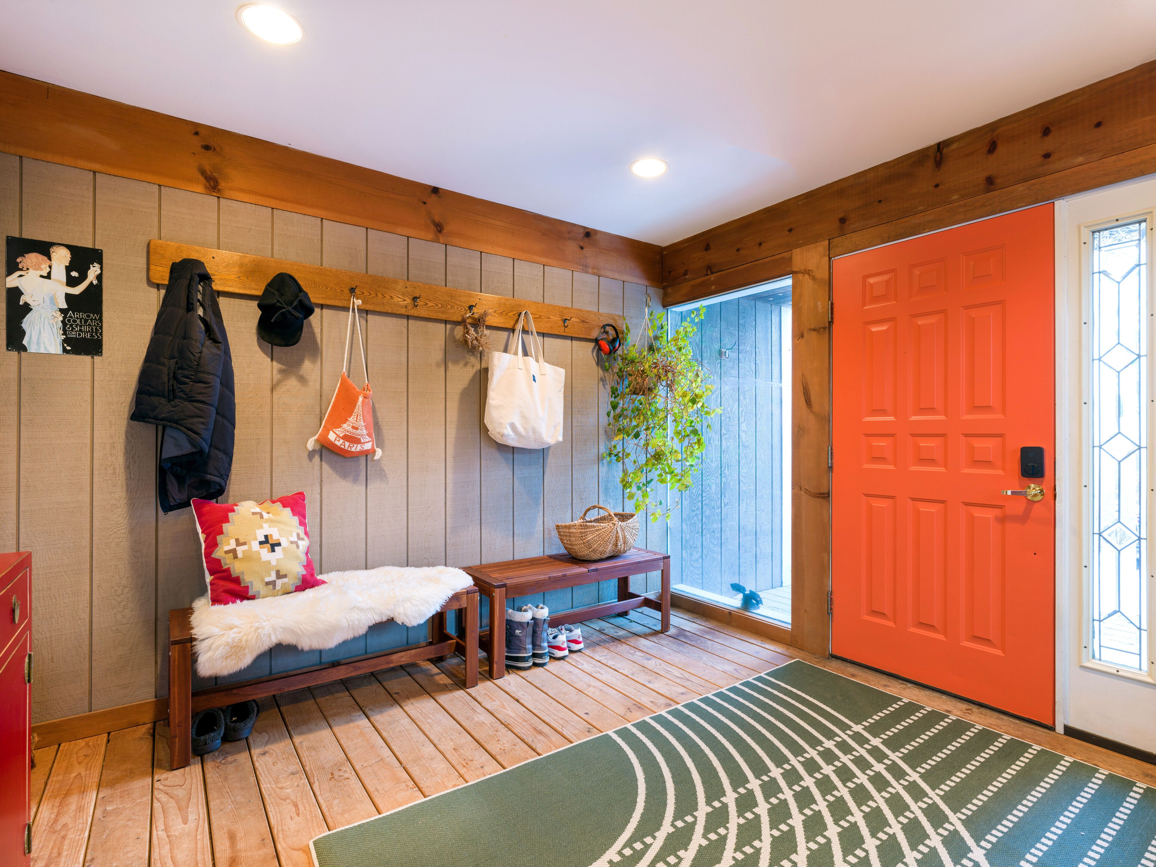 Mid Century hillside 4 bed nature retreat on 100+ acres