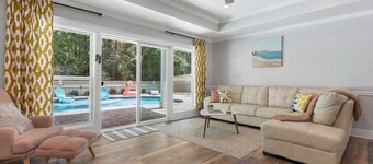 Luxury Bayou Experience with Pool and Outdoor Kitchen