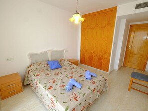 3 bedrooms, travel crib, free WiFi