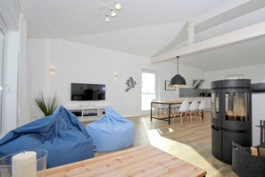 Luokittelematon kuva, 3 kautta 40, painike