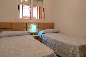 2 室のベッドルーム、インターネット