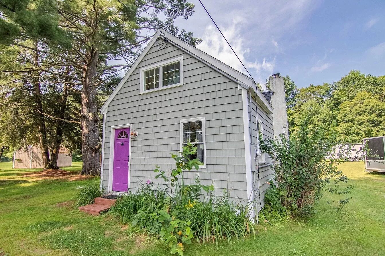 Romantic Hideaway Nestled In The White Mountains