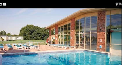 3bed holiday home in Clacton-on-sea, sleeps 8