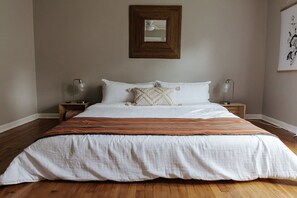 3 bedrooms, free WiFi, bed sheets