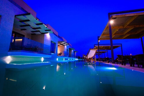 Serenity Suites Sea View 3, Kaiafa Lake Zacharo, Greece