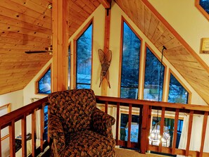 Interior - Four seasons Mountain Chalet close to ski resorts (Soda Springs)