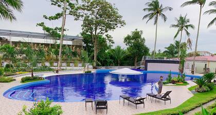 Starview Hotel and Resort