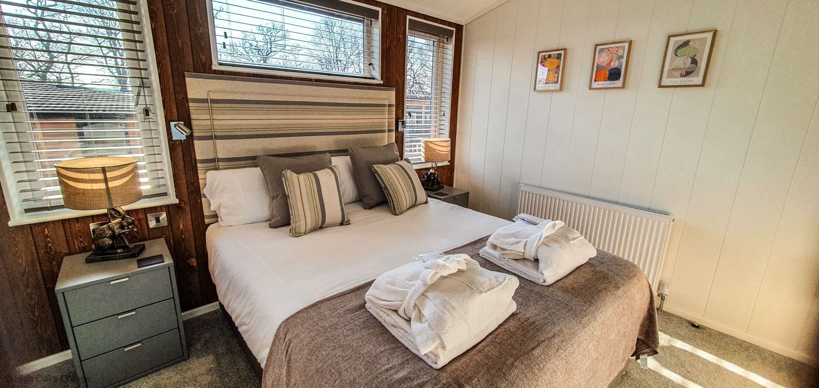 3 slaapkamers, een strijkplank/strijkijzer, wifi, beddengoed