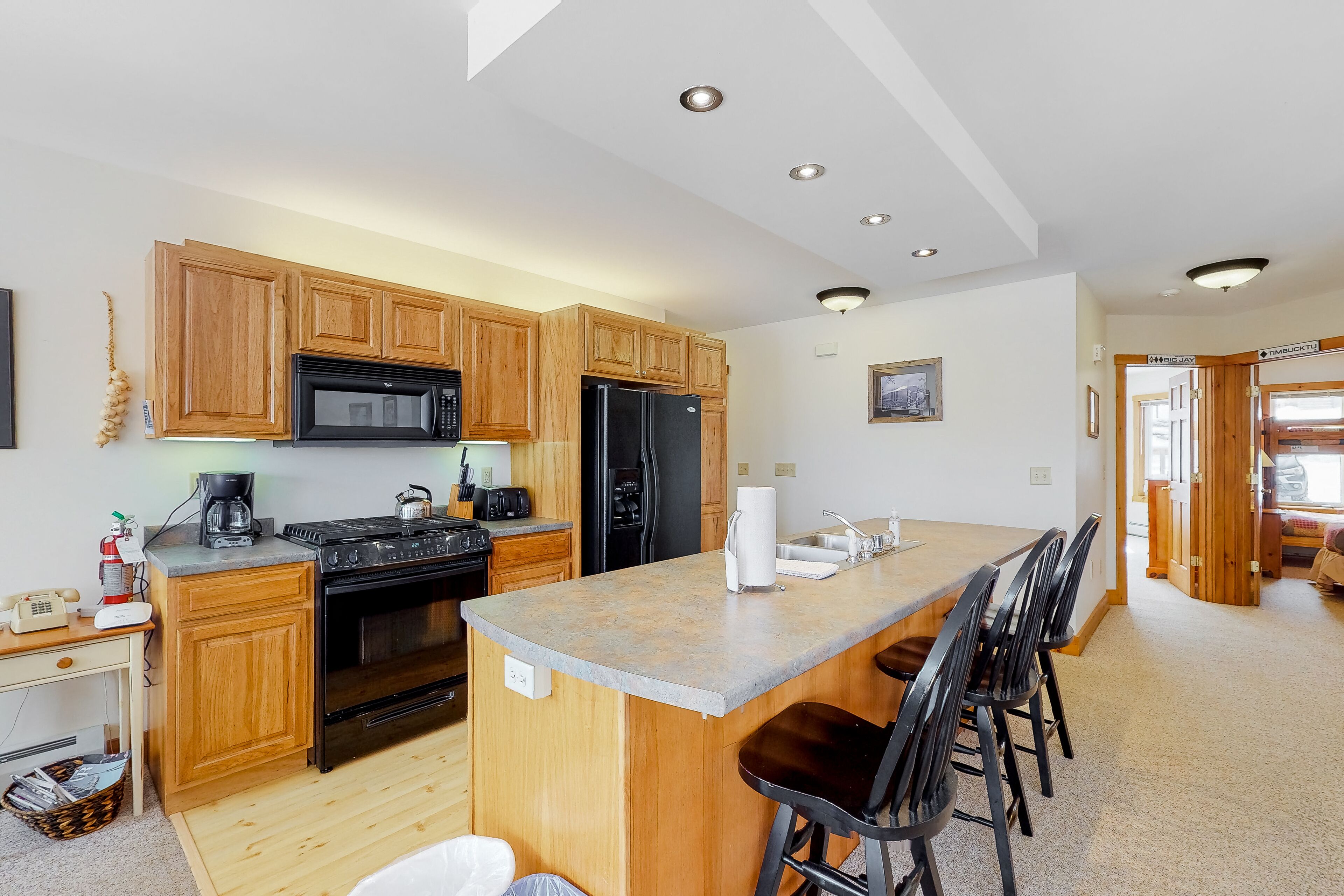 Ski-in/ski-out Dual-condo getaway w/mountain views, fireplace