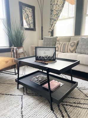 Smart TV - Newly renovated home in Downtown Atlanta near Mercedes Benz Arena (Atlanta)