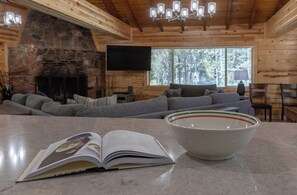 Smart TV, fireplace, DVD player, books