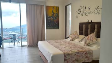 Superior Suite | Free WiFi, bed sheets