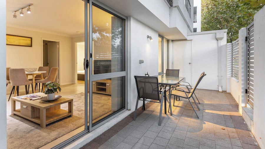 Yaran Suites