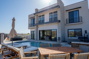 Pool - Birdie On The 8th | Private Pool/Hot Tub (Washington)