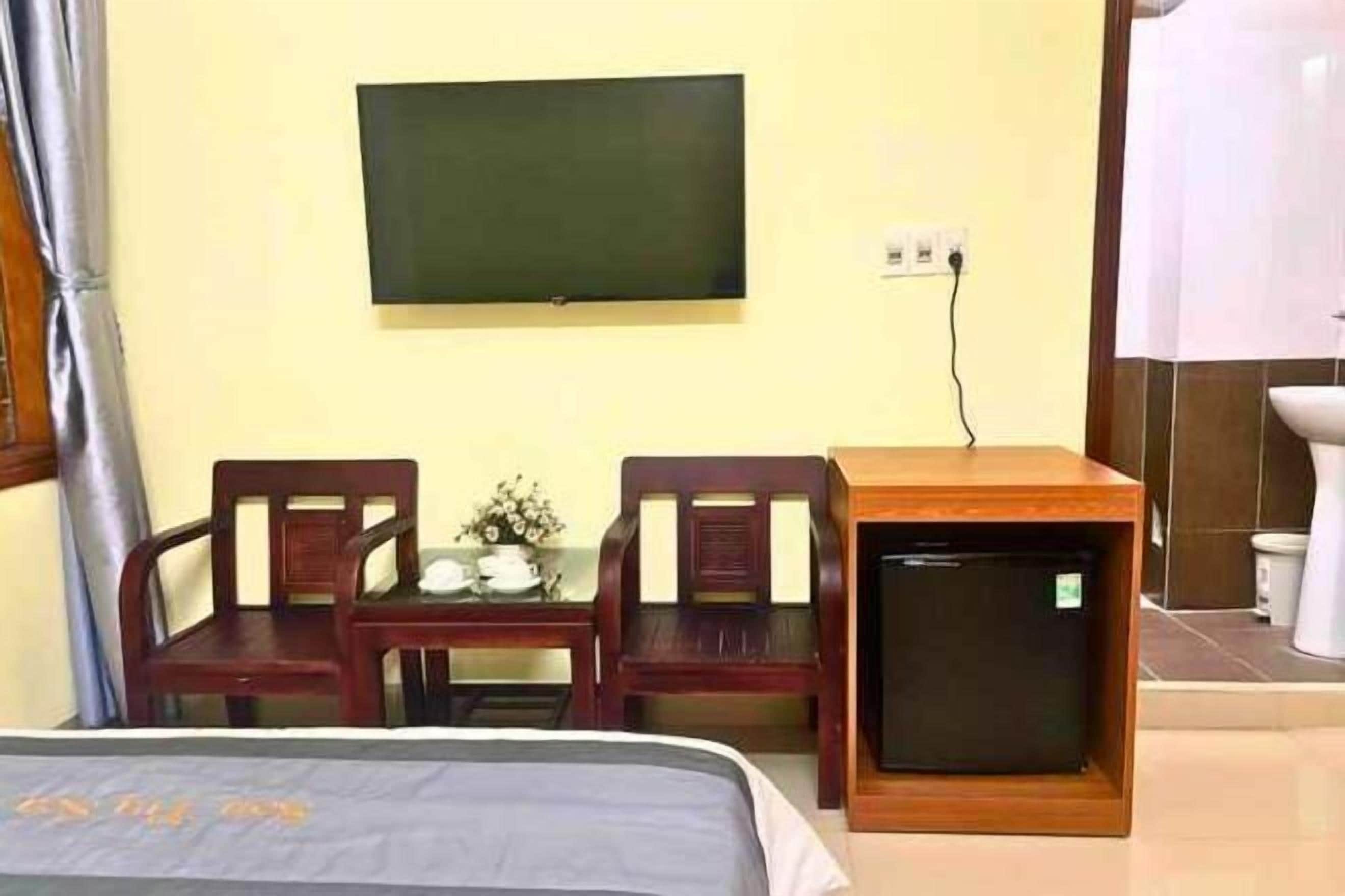 Egyptian cotton sheets, premium bedding, individually decorated