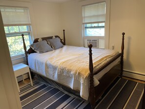 5 Schlafzimmer, Schreibtisch, WLAN