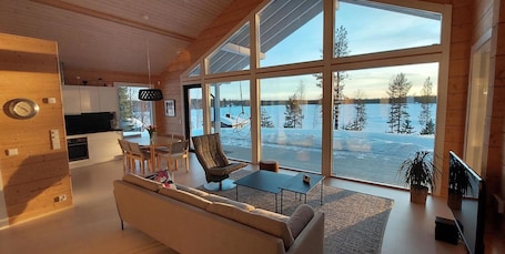 Fernseher. Paloranta by Interhome