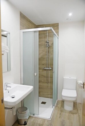 Unclassified image, 5 of 30, button