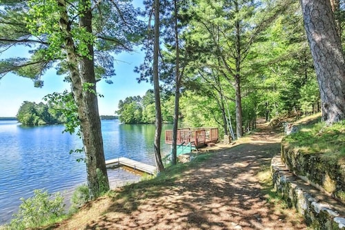 Hearthwood Beach House - On Lake Tomahawk